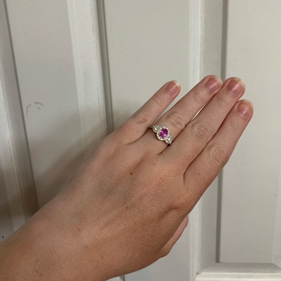 Pink Sapphire Ring - Picture 4 of 6